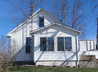 1303 W Mulberry St, Bloomington, IL