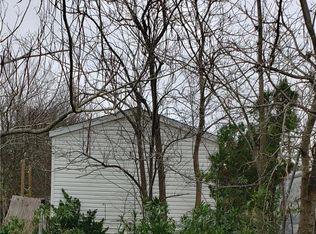 4011 Castle Ave, Bryan, TX 77808