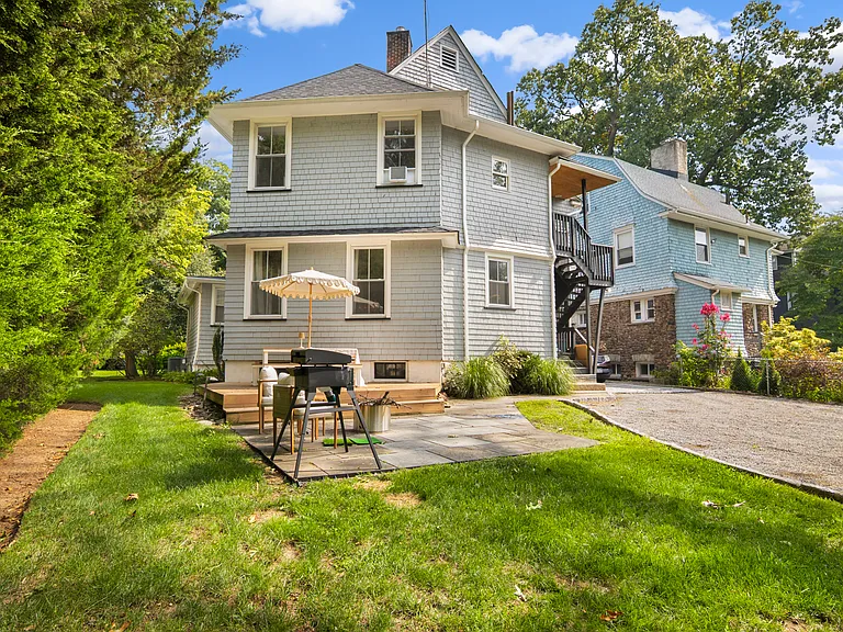 46 Hazelwood Rd #1 — Photo 31