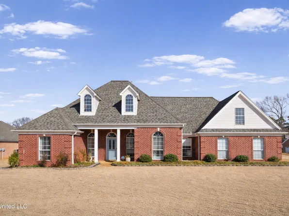 208 Elkwood Ln, Hernando, MS 38632