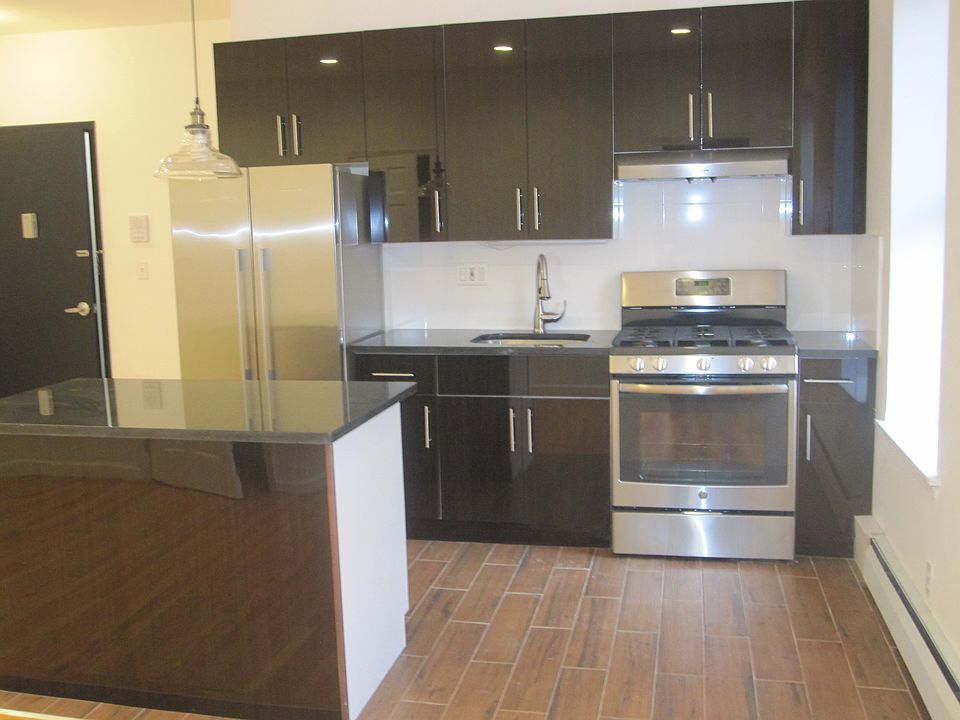 1st image of 74 Garfield Pl #2R