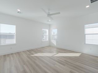 2911 Honor Way, Dallas, TX 75229