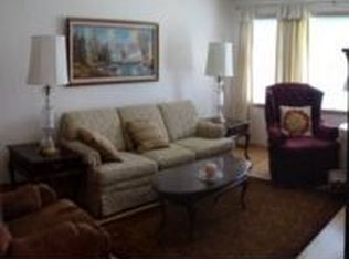 220 N Stewart Ave, Lombard, IL
