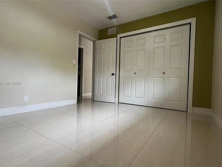 6550 SW 8th St — Photo 13