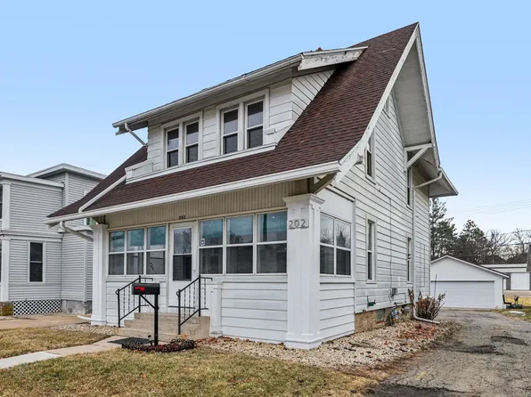 202 N Main St, Lodi, WI 53555