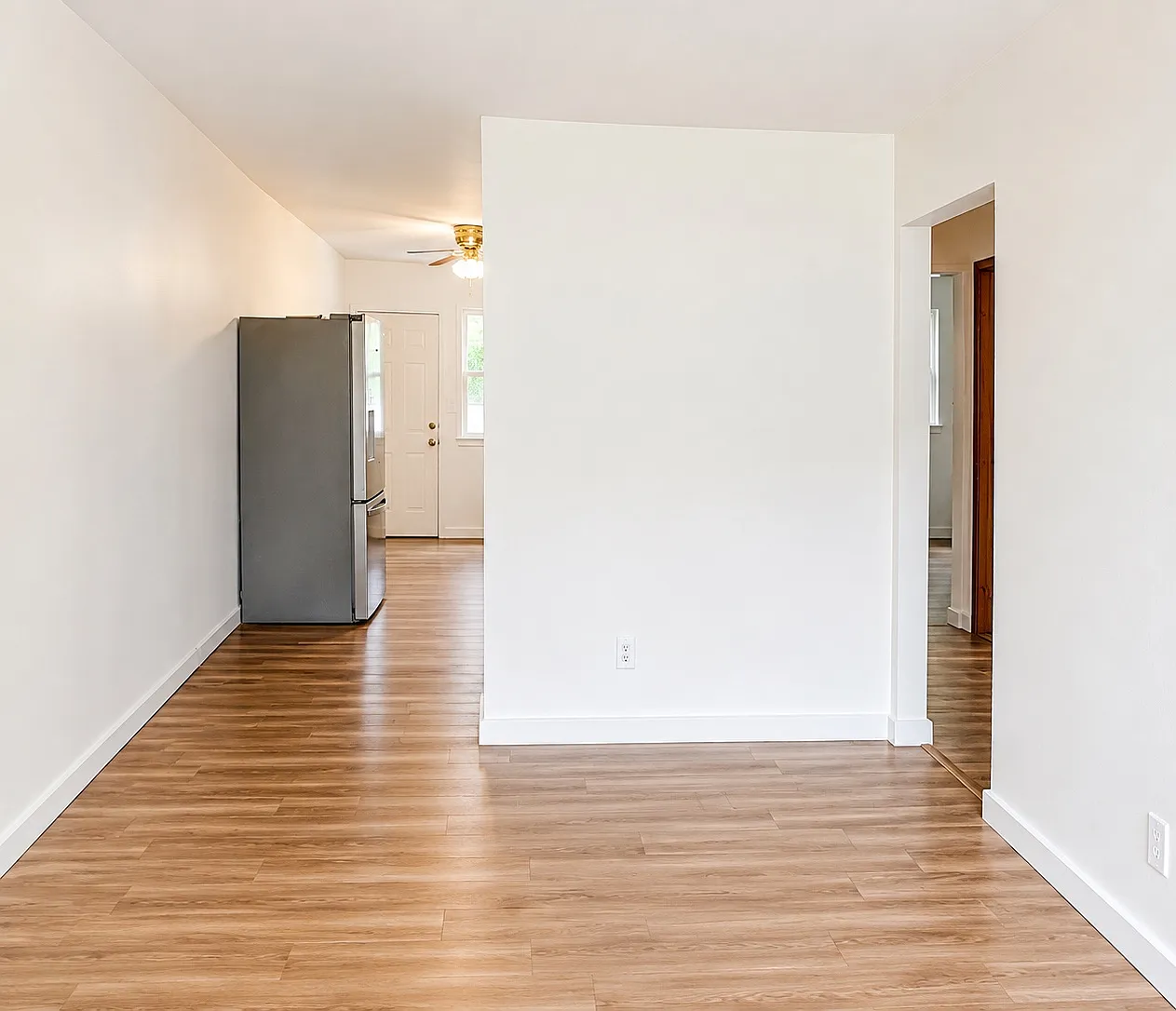 2 bed, 800 sqft, $950 — Photo 3