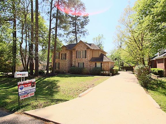 3rd image of 810 Woodland Ln