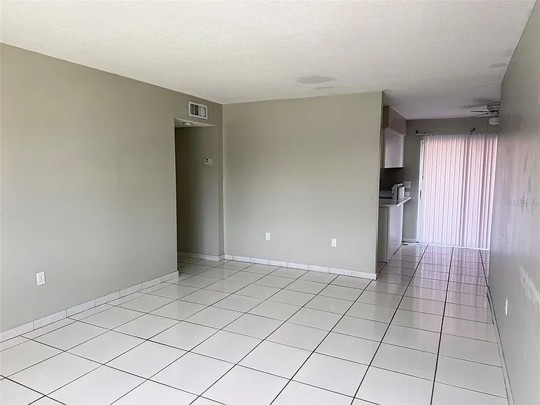 5317 Curry Ford Rd #Q201 — Photo 3