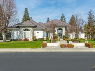 10412 Claridge Ct, Bakersfield, CA 93311