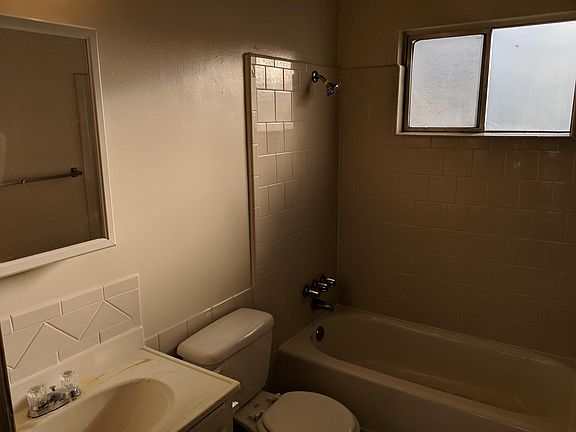 3rd image of 2095 Lincoln Ave APT 29