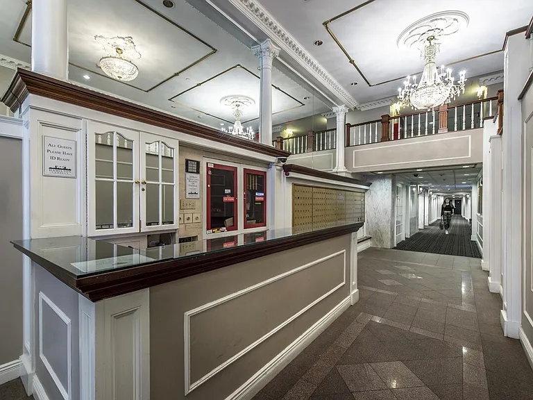 172 Boylston St #101 — Photo 4