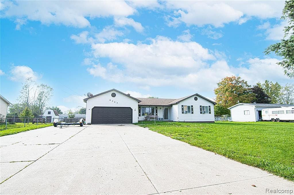 9395 N Bray Rd, Clio, MI 48420 Zillow