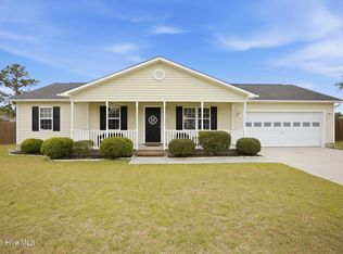 209 Snowden Court, Richlands, NC 28574