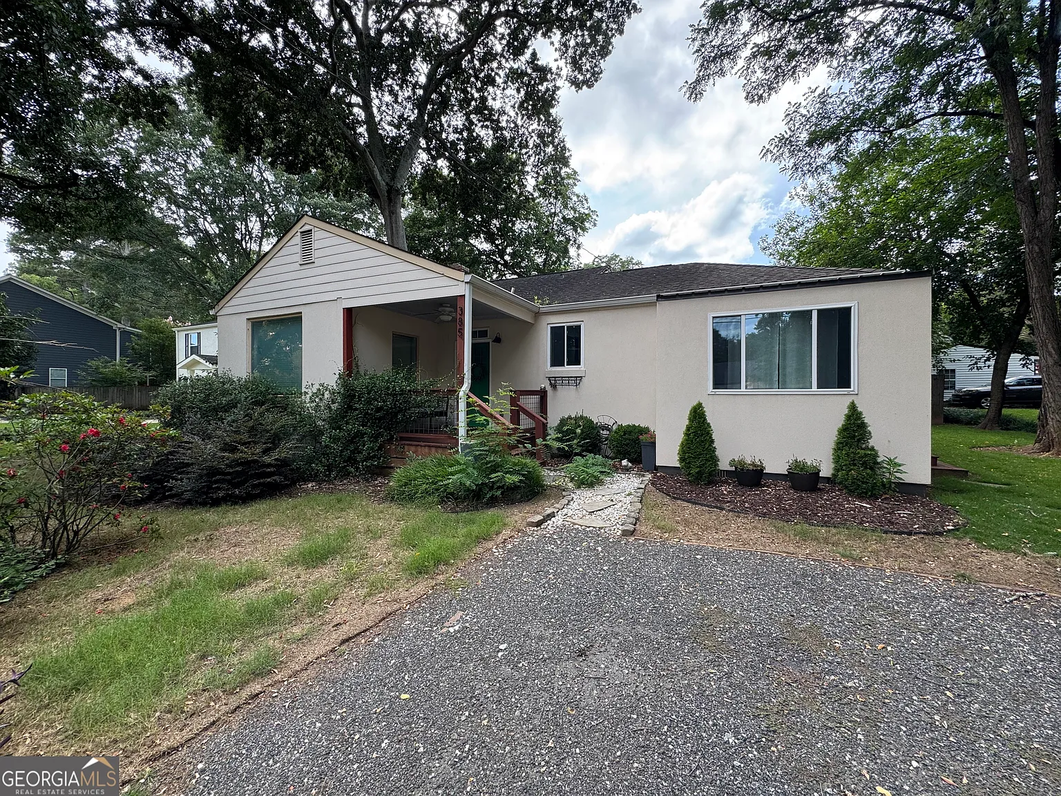 3 bed, 2.0 bath, 1421 sqft, $2,450 — Photo 1