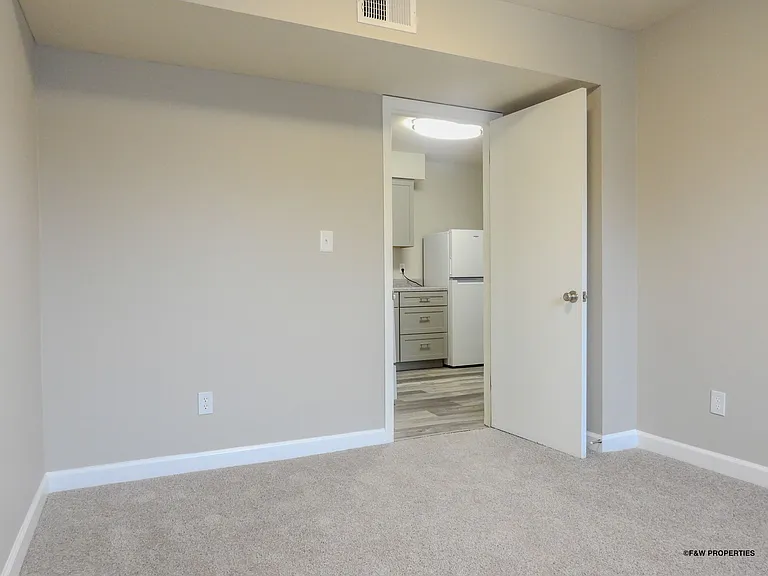 1392 Bryden Rd — Photo 20