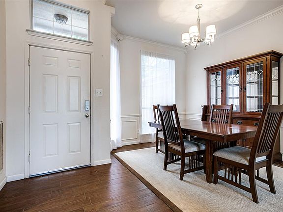 4th image of 5676 Rockport Ln