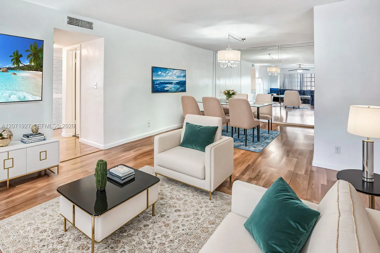 Eldorado Plaza West Condo — Photo 1