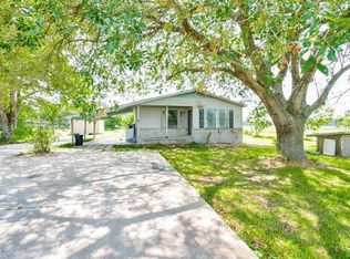 513 Carlson Cir, Wharton, TX 77488