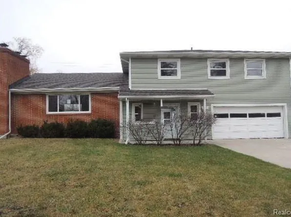 3610 Moak St, Port Huron, MI 48060