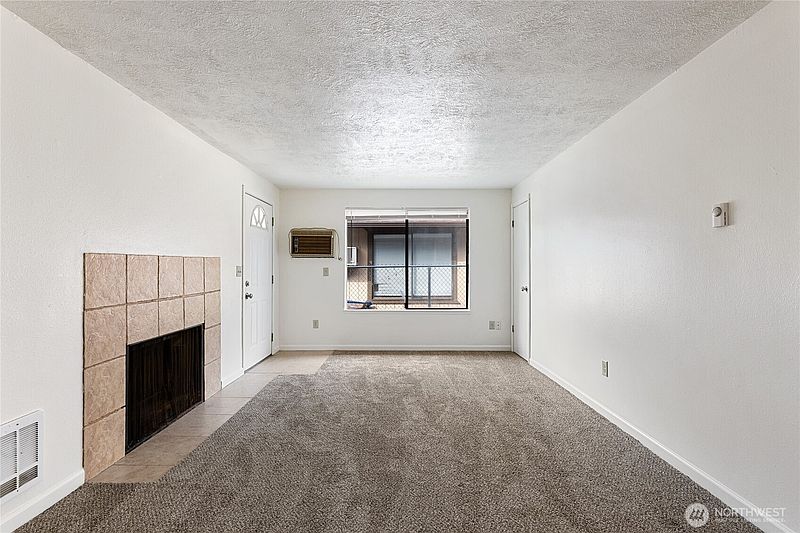 5th image of 2608 N Madelia Street