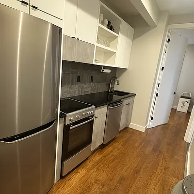 Rented by null | media 4