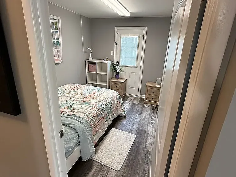 1613 Mayflower Ln — Photo 22