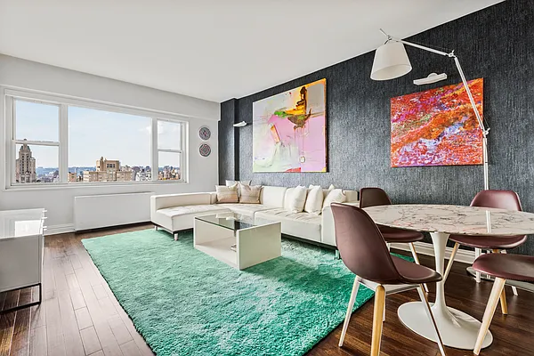 Sold by Compass | media 2