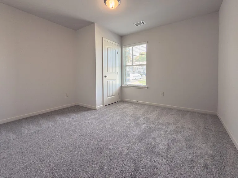Turtle Creek Dr — Photo 28