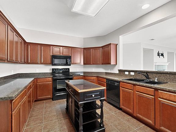 3rd image of 5953 Snow Creek Dr #5953