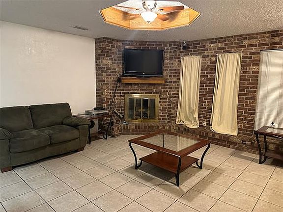 4th image of 1341 Lawyers Ln