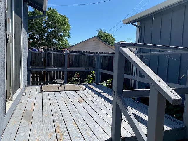510 Maple St #1 — Photo 10