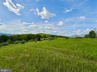 Smith Mountain Rd, Seneca Rocks, WV 26884