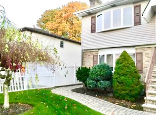34 Willow Wood Ct, East Rutherford, NJ 07073