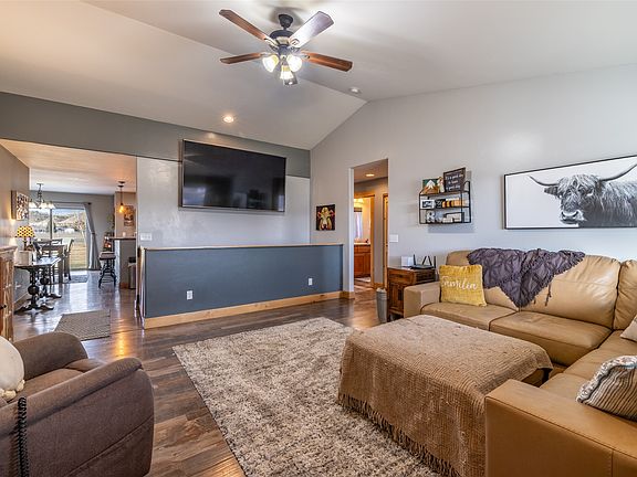 4th image of 645 Covered Wagon Rd