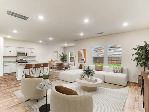 383 Sickle Loop, Uhland, TX 78640