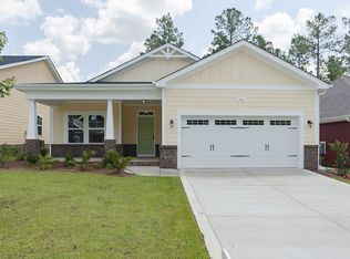 166 Glenwood Ct, Spring Lake, NC 28390