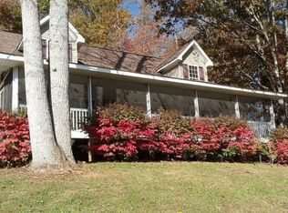 206 Bethabara Loop, Hayesville, NC 28904