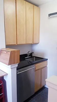 Rented by Level Group | media 35