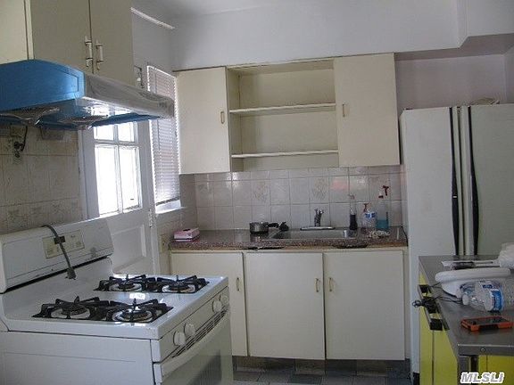 3rd image of 83-34 Building 260