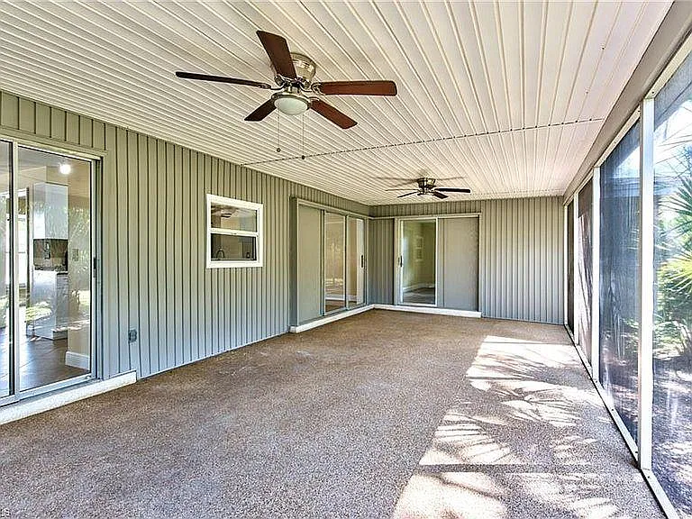 4480 Parrot Ave — Photo 17