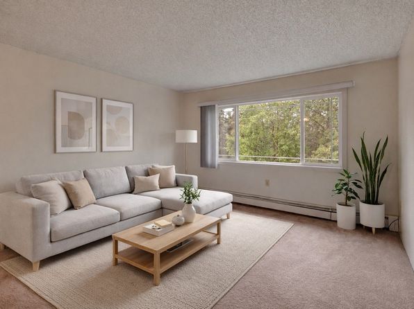 423 W 22nd Ave #23-204