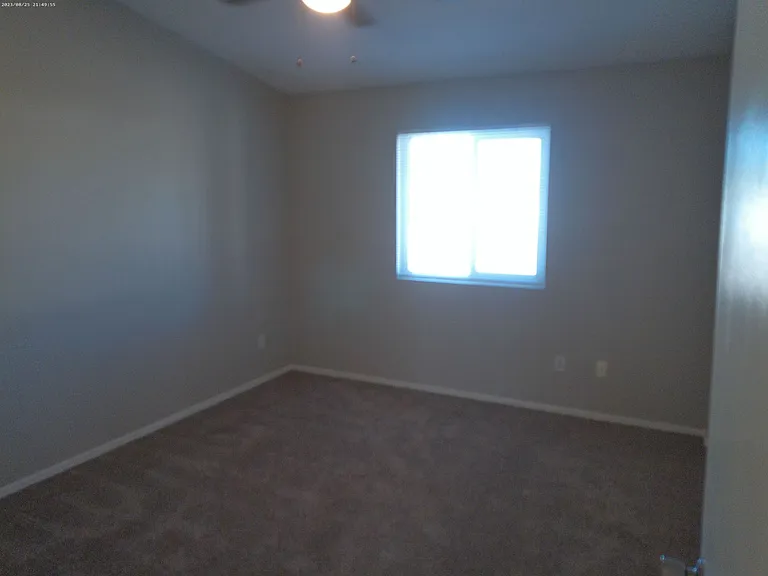 3128 Jamaica Blvd S — Photo 9