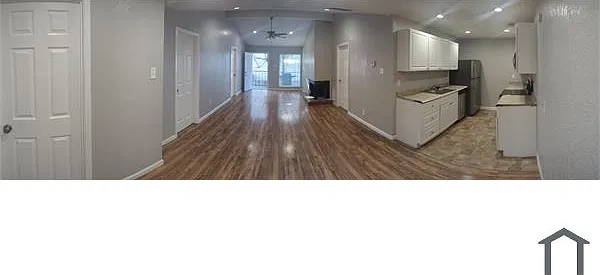 3 bed, 975 sqft, $1,995 — Photo 3