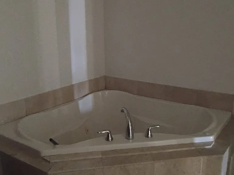 1800 Jackson St #504 — Photo 8