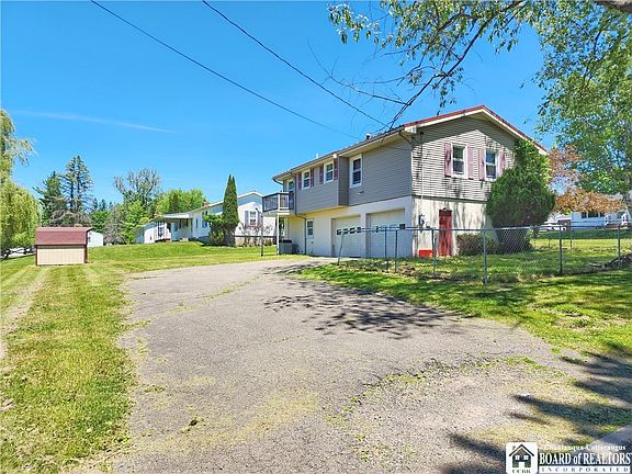 4th image of 59 Ames Ave
