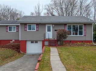 18 School St, Saint Stephen, NB E3L2N6