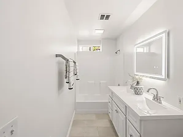 1091 15th Ave, Redwood City, CA 94063
