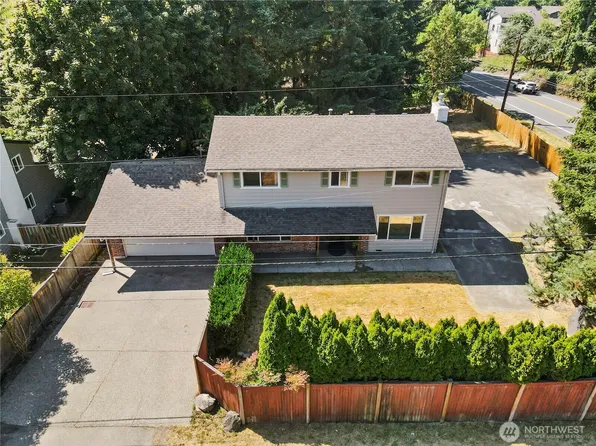 8003 NE 203RD ST, Kenmore, WA 98028