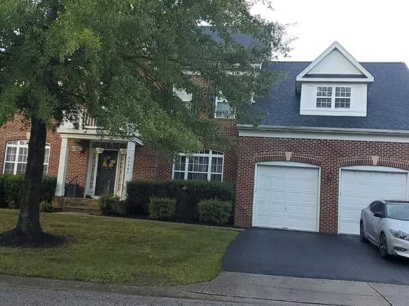 43945 Camellia Dr, California, MD 20619