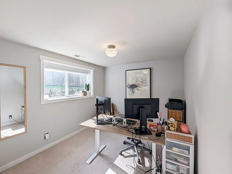 4030 38th Ave SW — Photo 32
